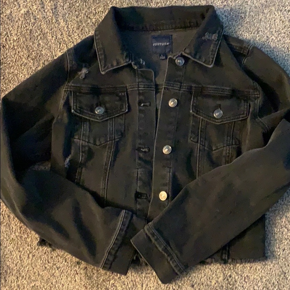 NWOT denim jacket never worn size large